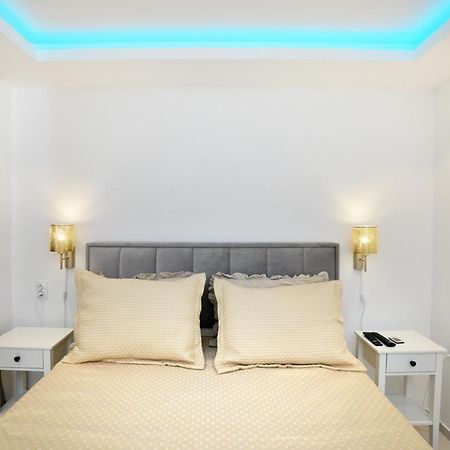 בלגרד River&Bike Apartment With Free Electric Bike מראה חיצוני תמונה